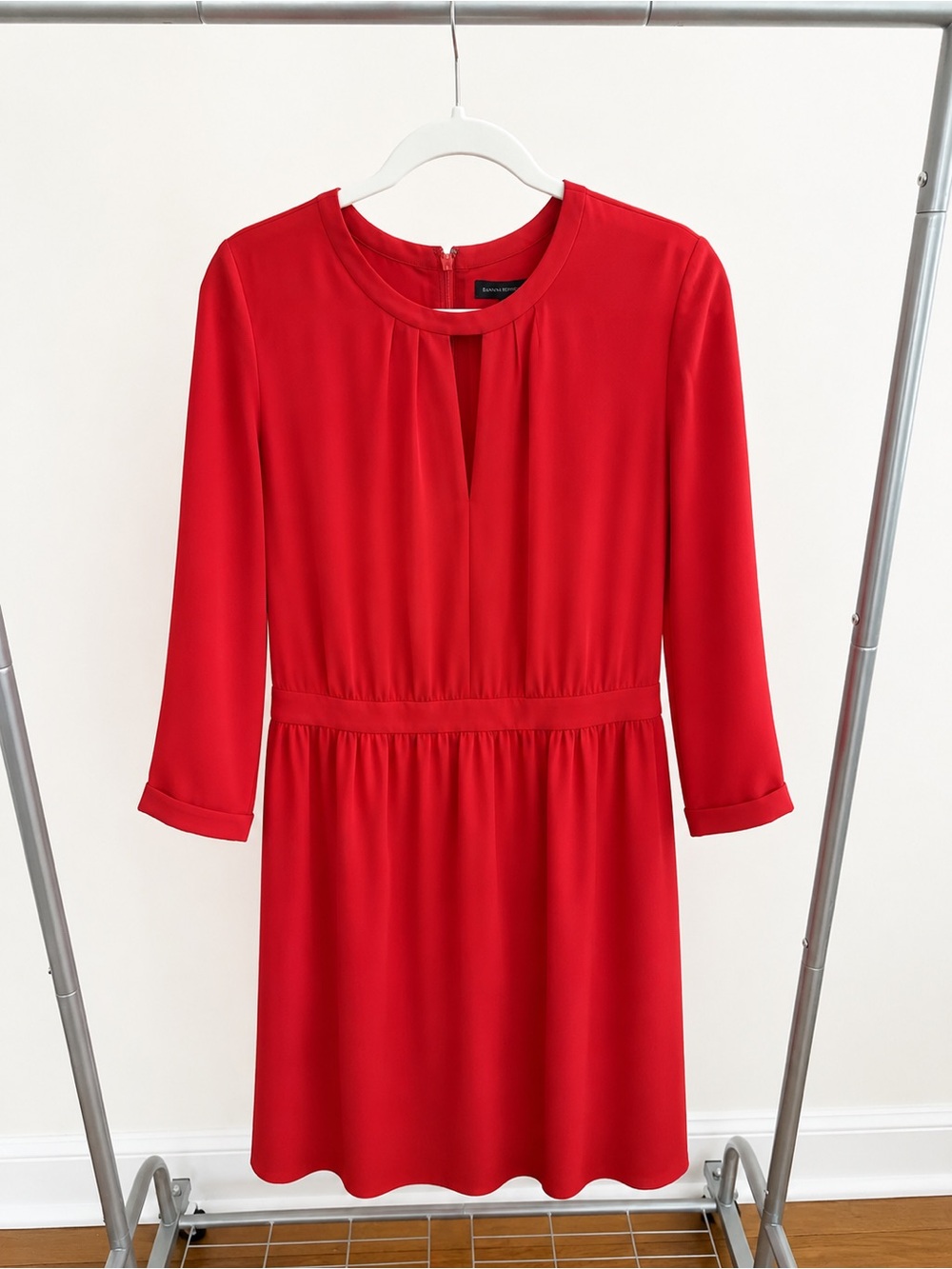 Banana Republic. Elegant Red-Orange Dress